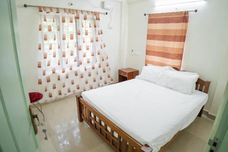 sunlit_hospitality_bedroom