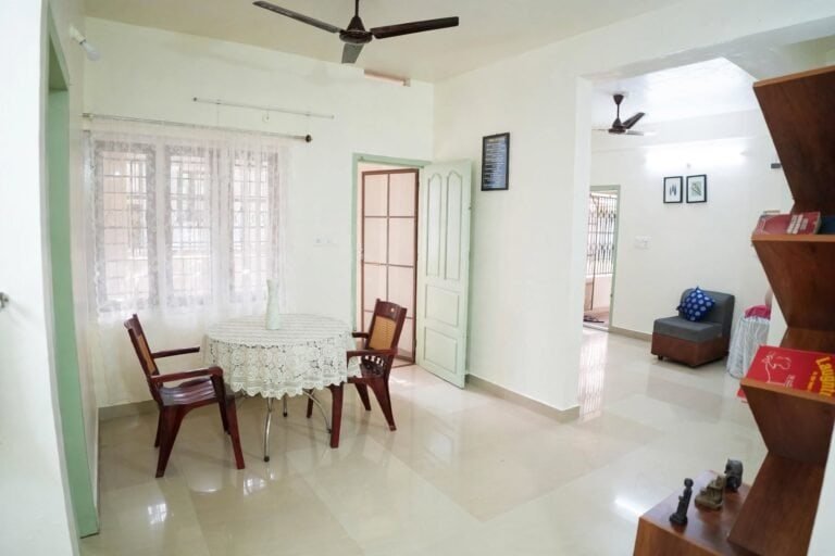 sunny_homestay_interior